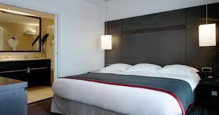 Chambre avec salle de bain priv&eacute;